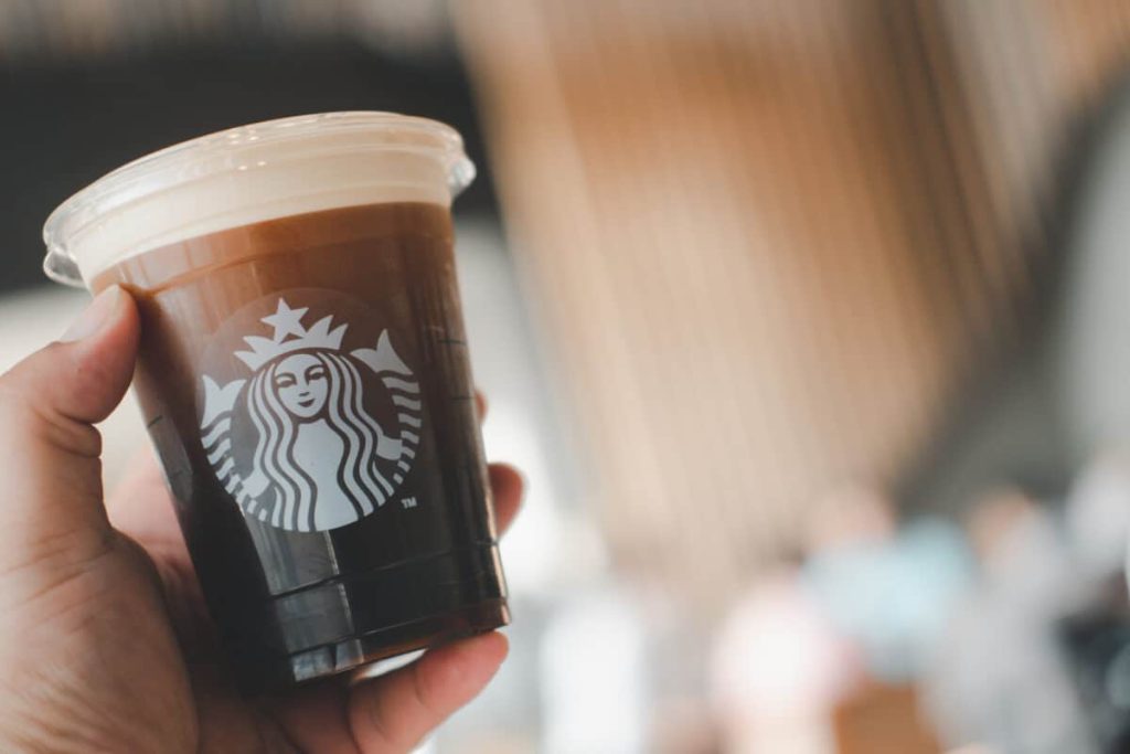 14 visvairāk kofeīna saturošie dzērieni Starbucks veikalā