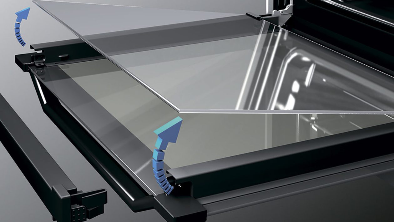 ovens cleaning the glass door